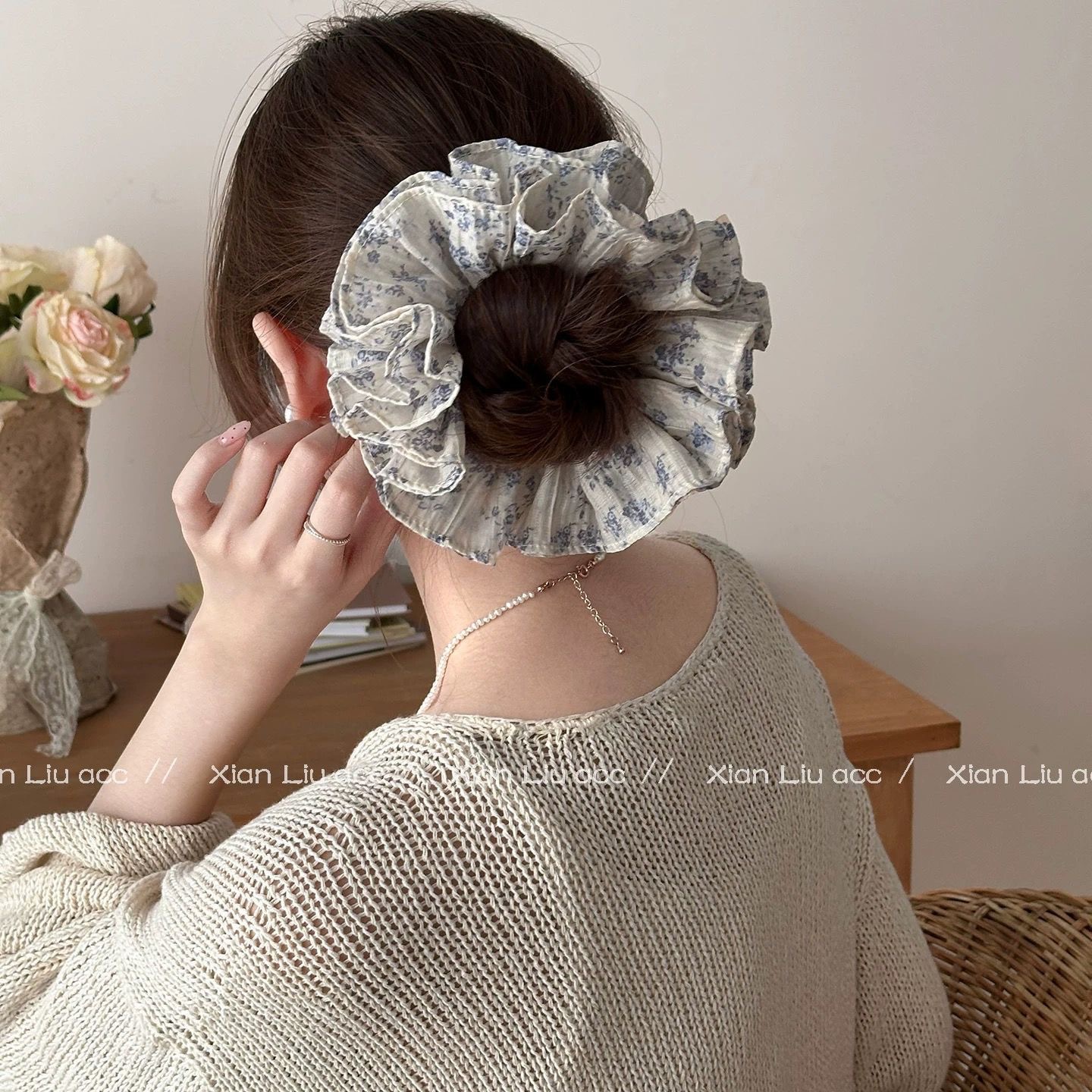 15# light apricot base blue floral rustic fabric, approximately 13cm