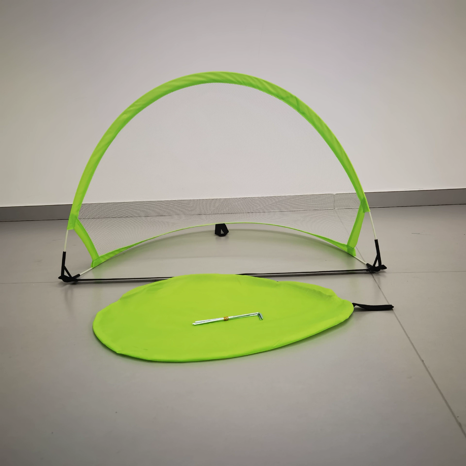 Оптовая продажа, маленькие футбольные ворота, складные детские игрушки для родителей и детей в помещении, портативные тренировочные новые детские футбольные ворота, производитель