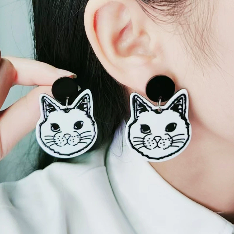 Аcrylic fashionable cartoon earrings