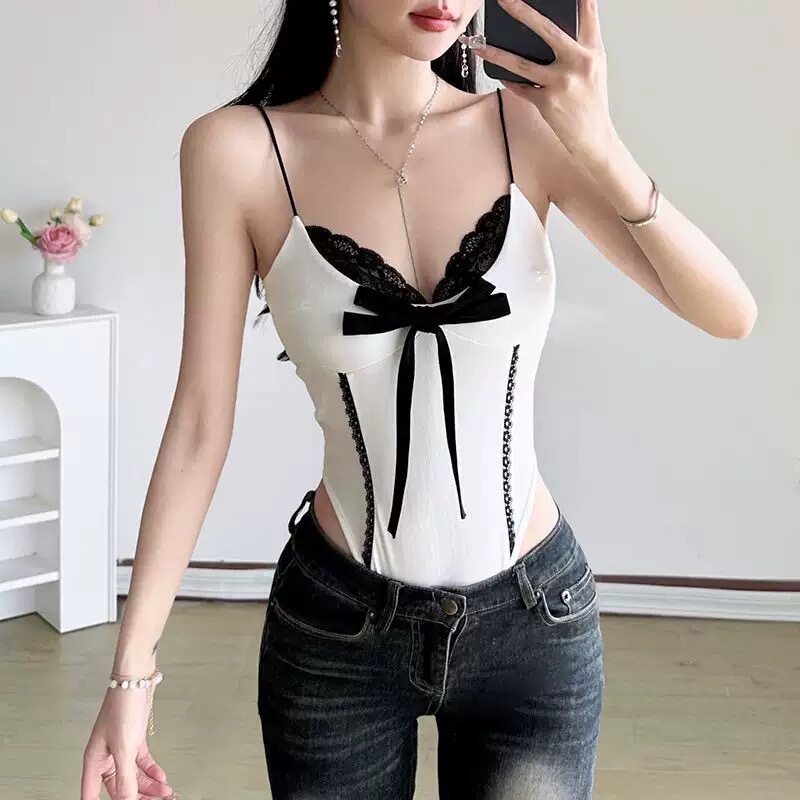 French-style sexy bow black and white contrasting color bustier strap sexy hot girl pure desire ins waist-slimming jumpsuit French-style sexy bow black and white contrasting color bustier strap sexy hot girl pure desire ins waist-slimming jumpsuit
