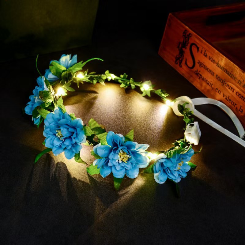 Peony wreath blue +'warm light
