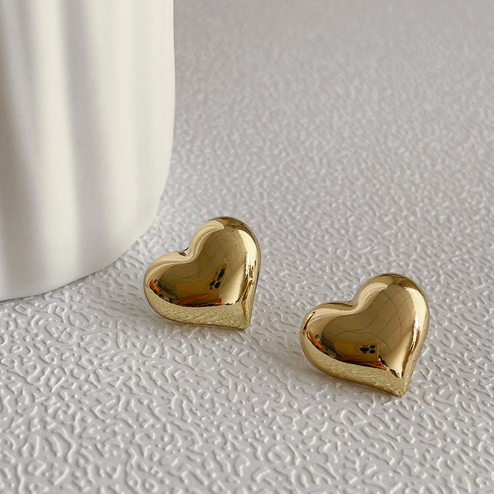 1 Pair Fashion Heart Shape Metal Plating Women's Ear Studs display picture 5