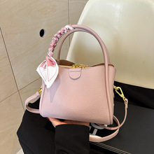 �������Ů2024�¿��ļ�С��ˮͰ��ͨ�ڰٴ�μ�б�������Ů��