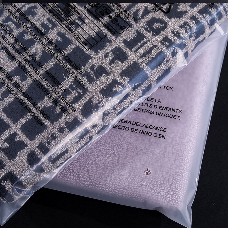 In-Stock Clothing Packaging Bags, Transparent Pe Sock Zipper Bags, Frosted Thickened Plastic Zipper Bags for Clothes, Wholesale