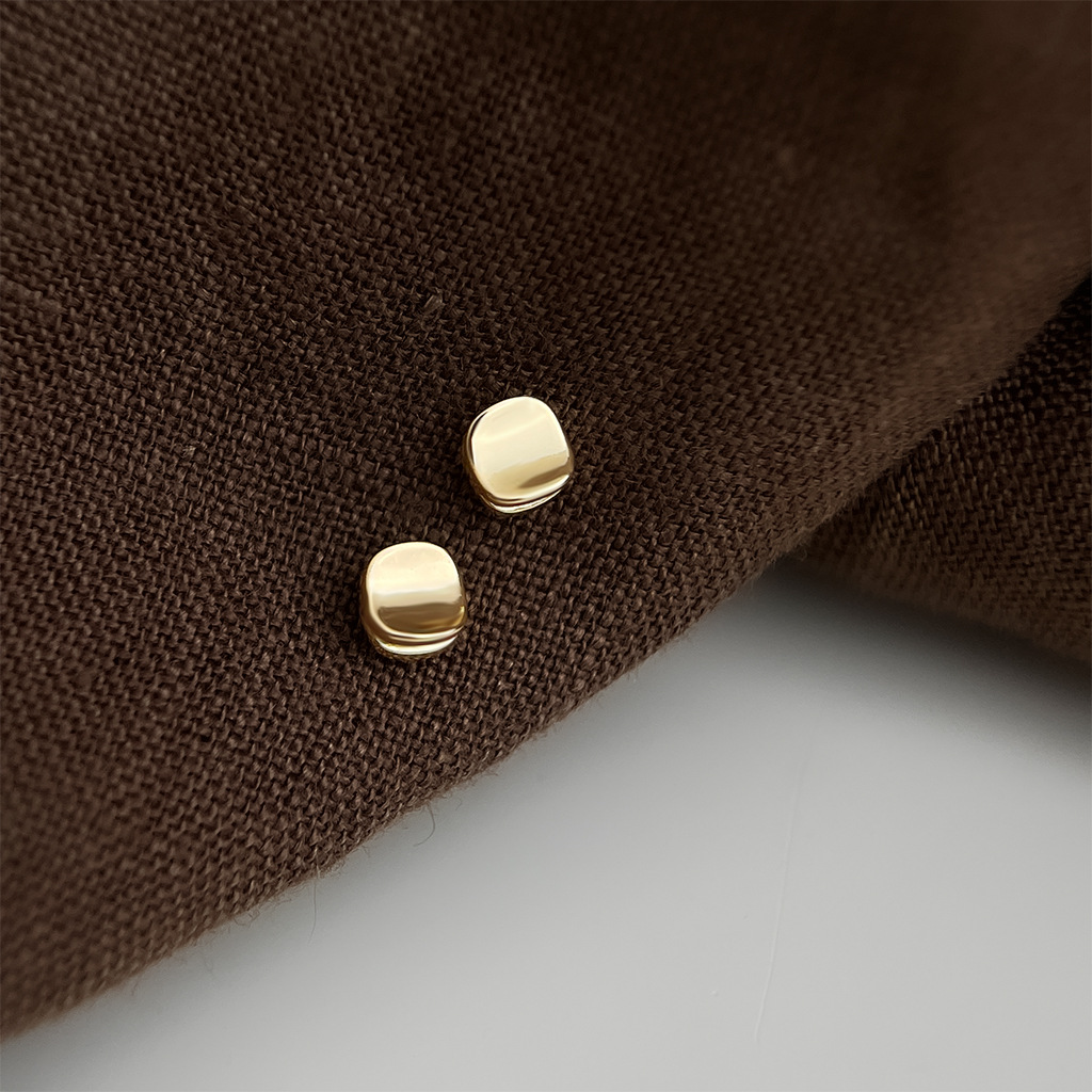 耳语3_0001_组 2 拷贝.jpg