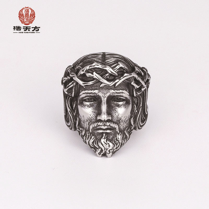European and American creative retro personality men's titanium steel ring men's head stainless steel ring pattern jewelry wholesale