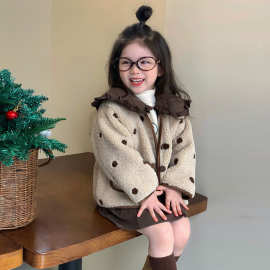 小女孩韩系甜美娃娃领绣圆点皮毛一体加厚外套女宝秋冬洋气毛毛衣
