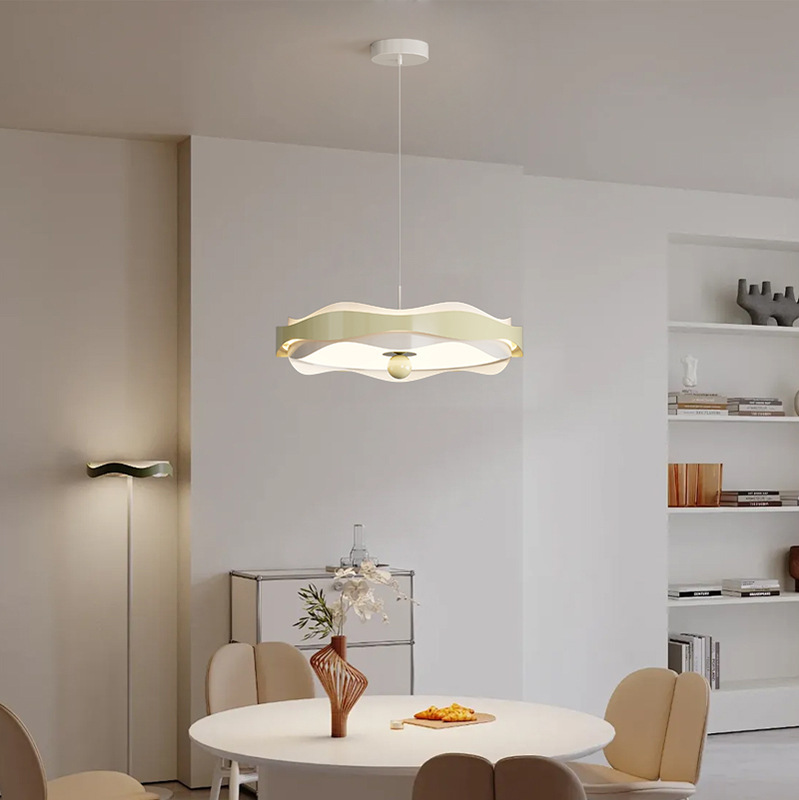 Diseñador de restaurante de espectro completo de estilo antiguo 2025 nueva lámpara de estudio de nogal viento crema protección ocular lámpara de techo de dormitorio