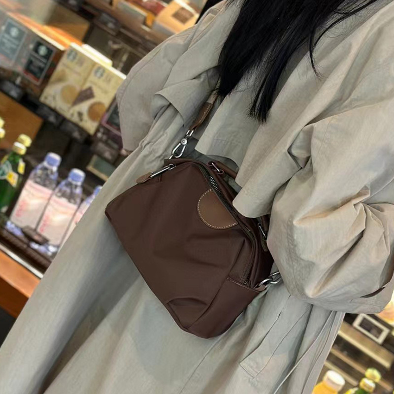Women's Crossbody Bag Versatile High-end Commuter Shoulder Handbag_voghion.com