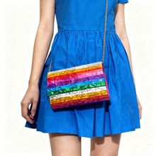 跨境欧美新款女士包包条子亚克力晚宴包单肩斜挎包婚礼宴会手拿包