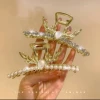 Рога оленя со стразами краб
