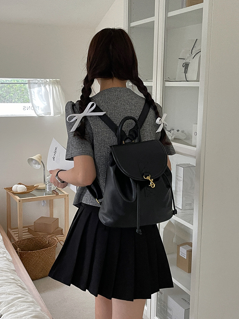 College style women's backpack 2023 spring new Korean ins black backpack, student large-capacity commuter bag_voghion.com