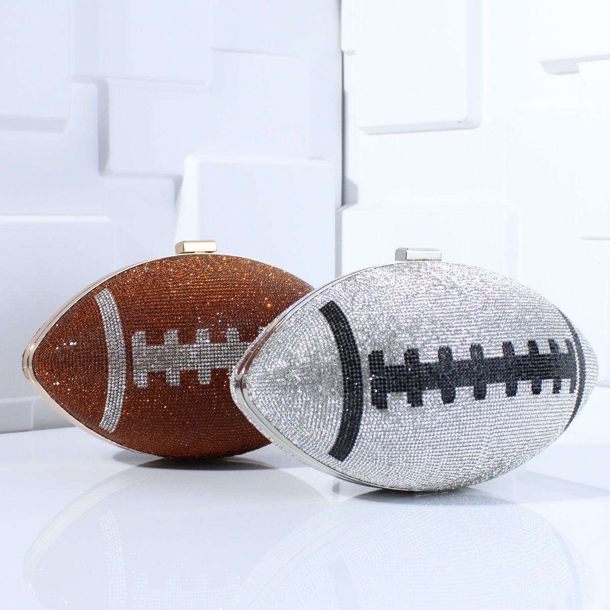 Aangeven Verhelpen Bergkristal Rugby Bergkristal Ovaal Avondtassen display picture 1