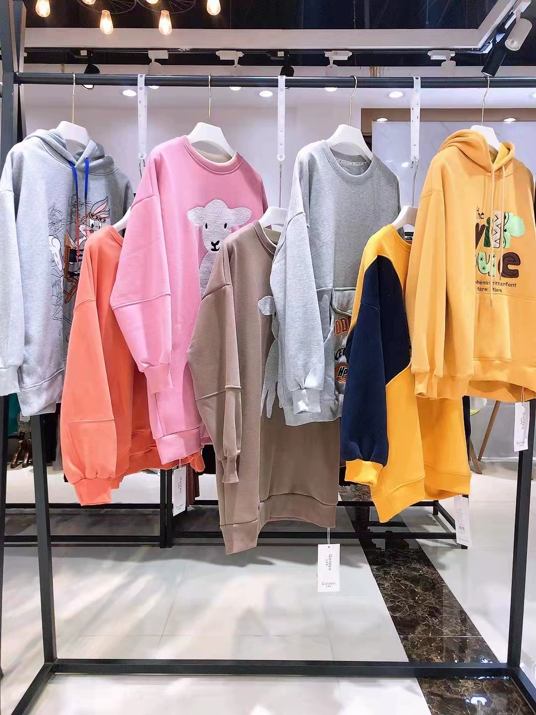 Европейская станция Dragon Fruit 2023 новые плюшевые свитера модные дикие бренды со скидкой из первых рук Женская одежда