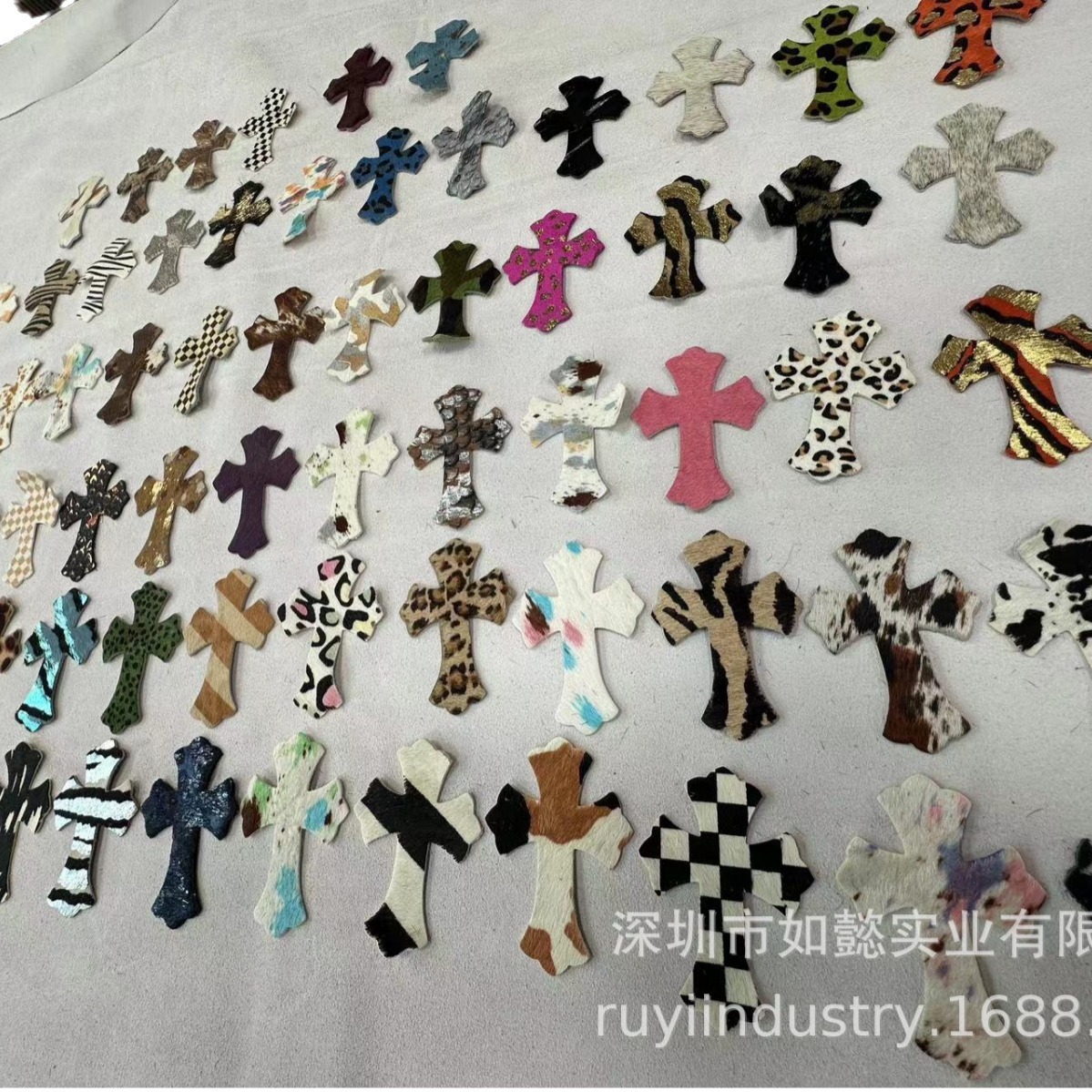 头层牛皮马毛 十字架 皮标 补丁 箱包DIY