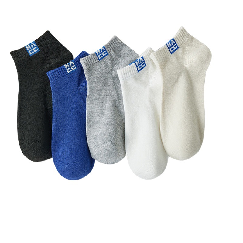 Pareja de color sólido estilo minimalista Four Seasons hombres y mujeres de corte bajo Calcetines Bajos ins algodón suave barco Calcetines al por mayor caliente
