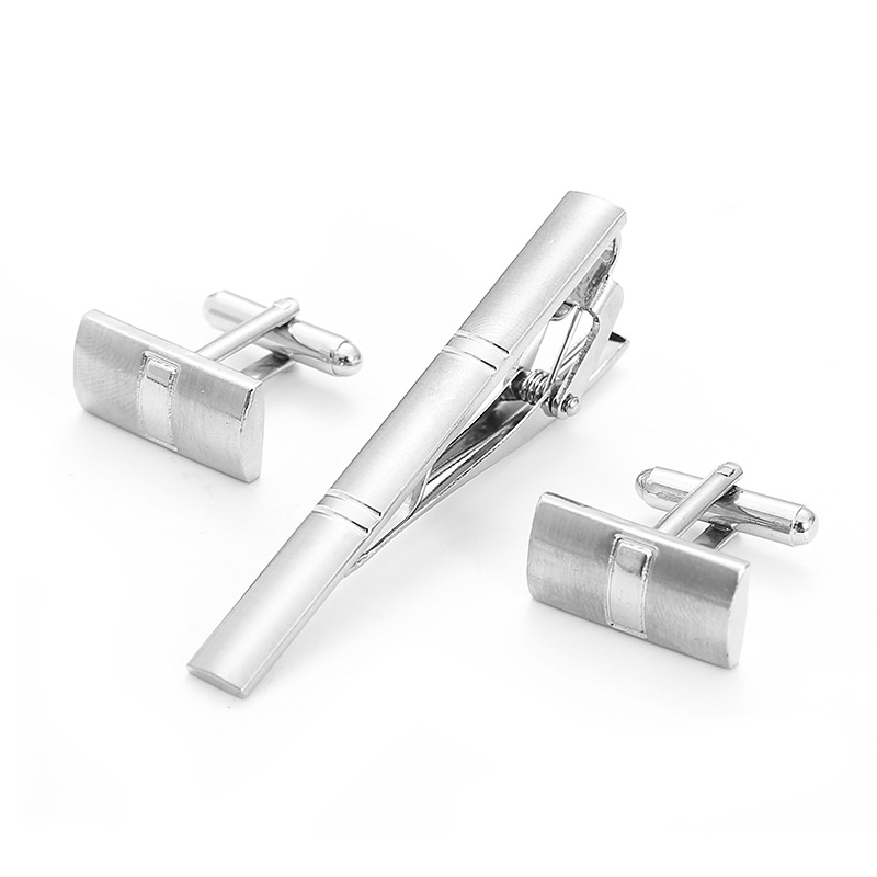 Silver Copper Cufflinks & Tie Clip Set — Brushed Finish, European & American-Style Fashion Accessories for Men's Formal Business Attire—Gentleman's Perfect Match