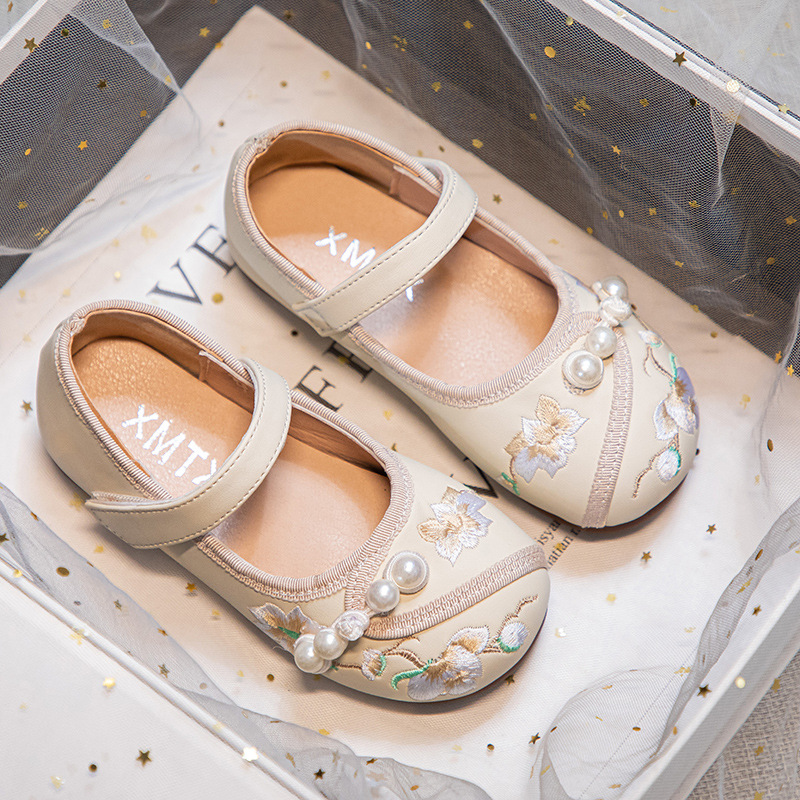 Zapatos Hanfu para niñas zapatos bordados antiguos para niños primavera y otoño 2026 zapatos de cuero de estilo nacional para niñas zapatos de princesa