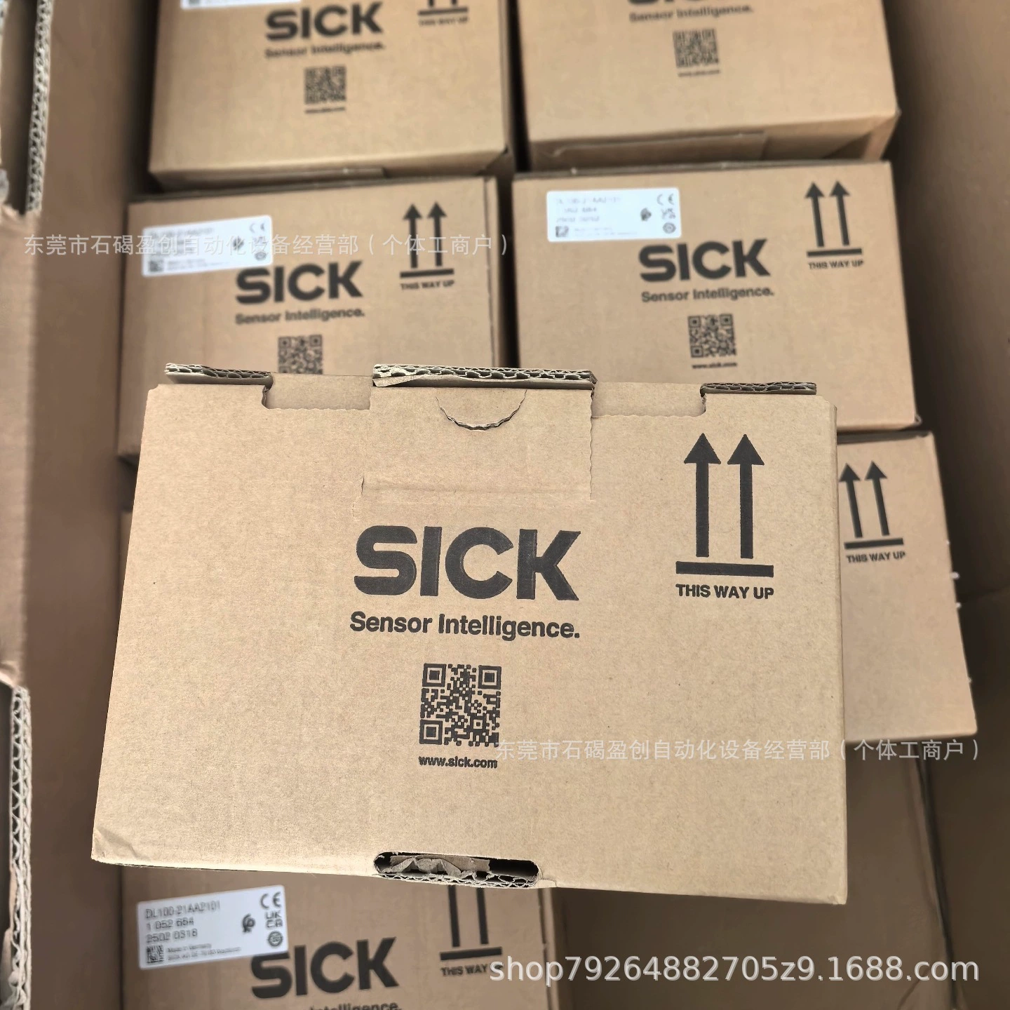 DL100-22AA2102 SICK Лазерный дальномер SICK, новая оригинальная аутентичная цена