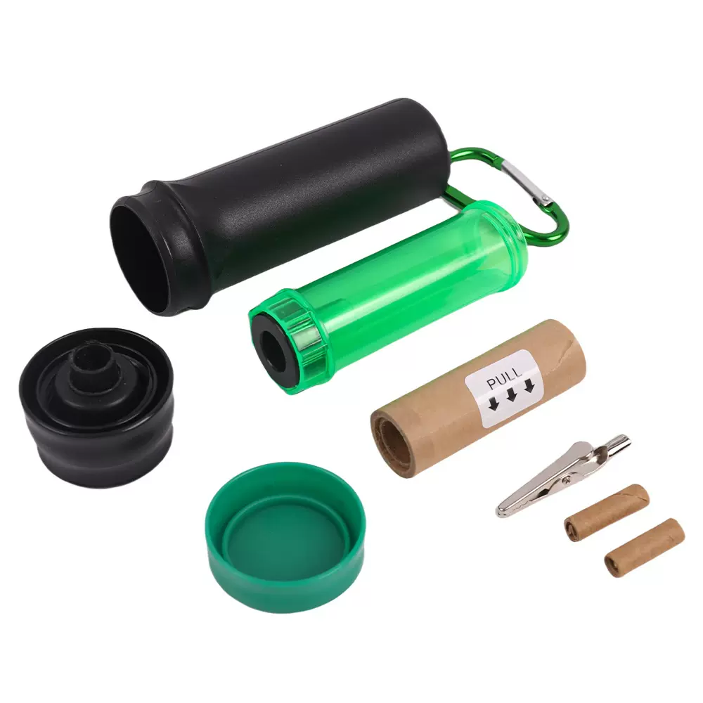 跨境新款便携式卷烟筒 多功能塑料卷烟配件手电筒造型塑料卷烟器