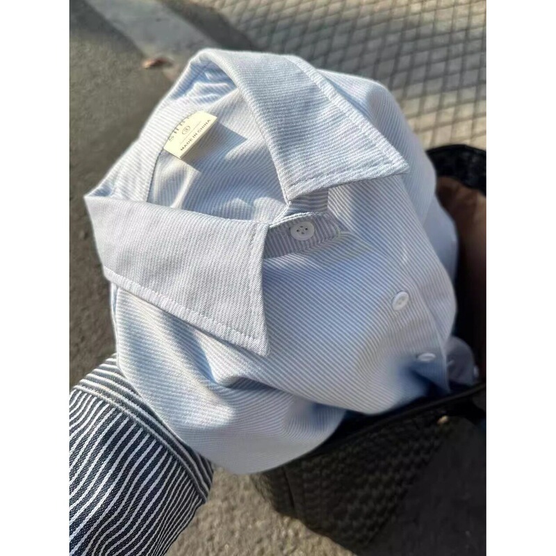 Korean-Style Cotton Blue Striped Shirt for Women, Suitable for Layering or Wearing Alone, Covers the Body and Makes You Look Slimmer, Unique Long-Sleeve Top