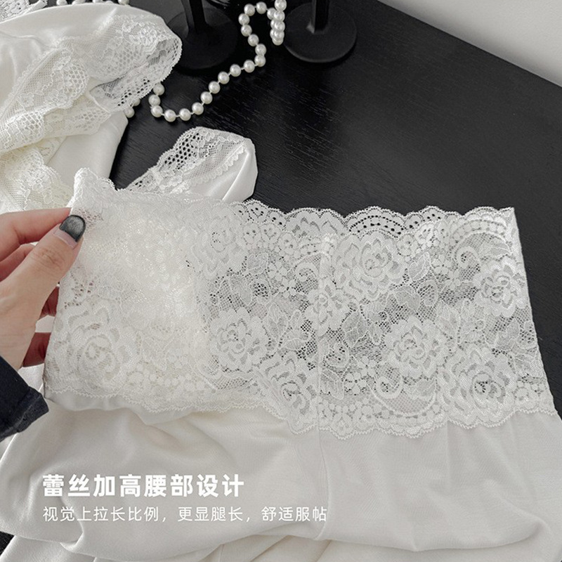 Lace fitted keep warm underwear, comfortable set