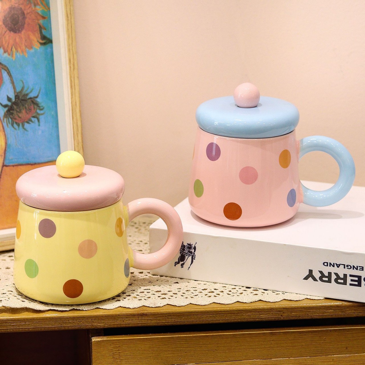 Taza de cerámica de punto de onda creativa para niñas de alto valor de agua taza de desayuno taza de miel con cubierta taza de miel regalo de cumpleaños