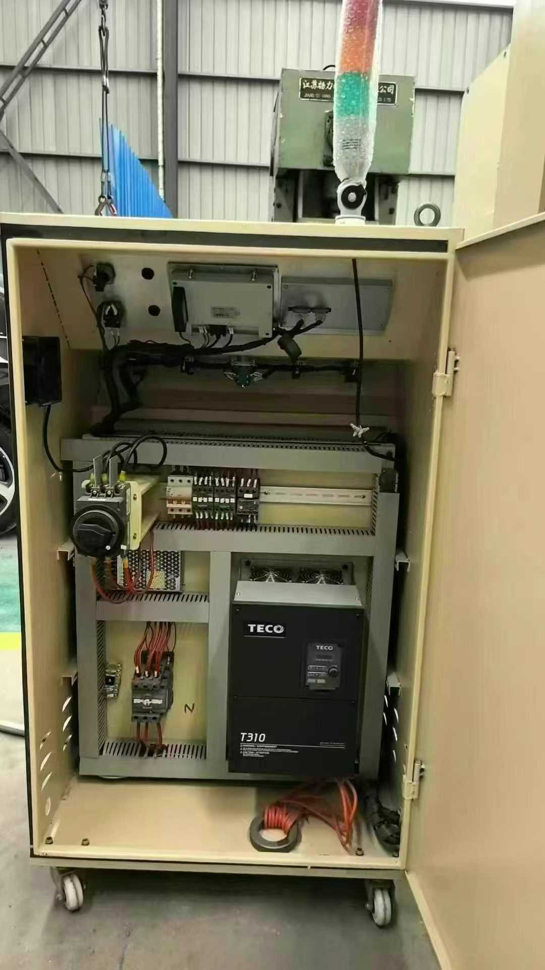 d5b864a7a6123a43702087c19389e6