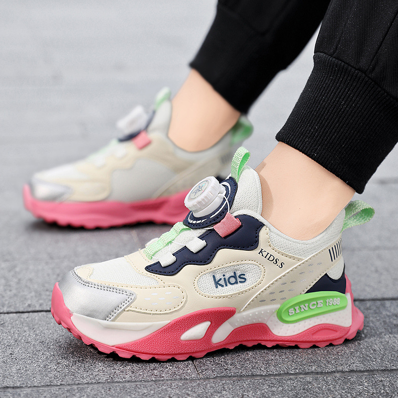 Zapatos de niñas 2025 nuevo otoño doble red zapatos de deporte transpirables para niños zapatos anti-deslizantes para niños grandes