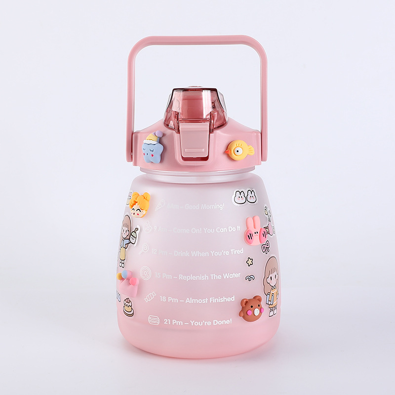 Taza de agua de plástico de grado alimenticio de gran capacidad de color gradiente portátil de paja de dibujos animados taza de abdomen de gran mango elástico tetera de agua