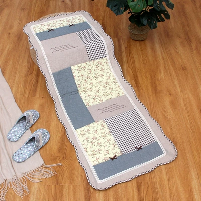 Avtomobil döşəmə paspasları – Door Mat, Fabric Quilted - bow-tie-brown-bedside-mat-or-car-mat-back-seat-50x135cm