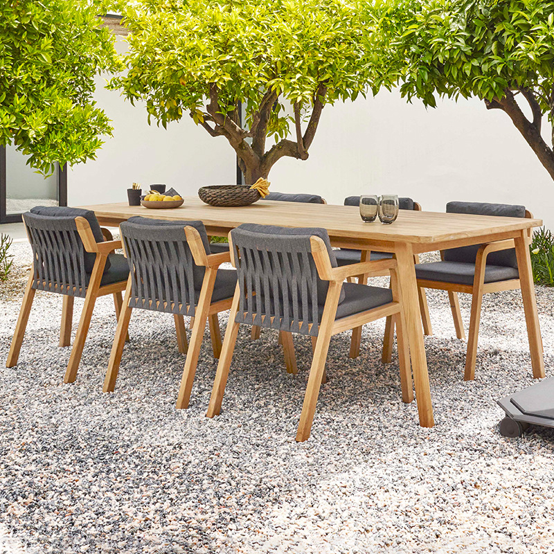 Mesas y sillas para exteriores, balcón de patio de villa, muebles de teca y ratán, terraza acristalada, jardín exterior, juego de sillas de ratán de madera maciza. image 1