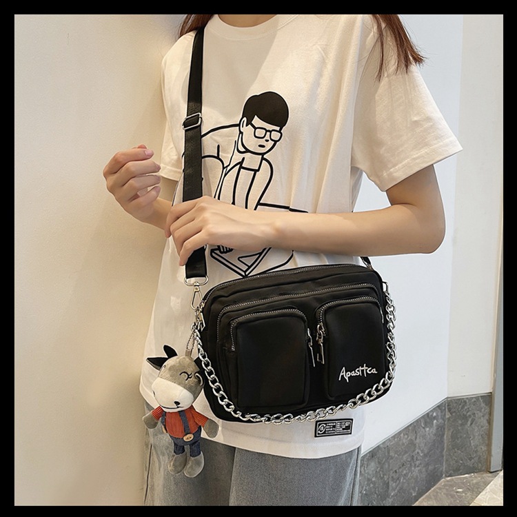 Wholesale Simple Letter Embroidery Cartoon Pendant Messenger Bag Nihaojewelry display picture 7