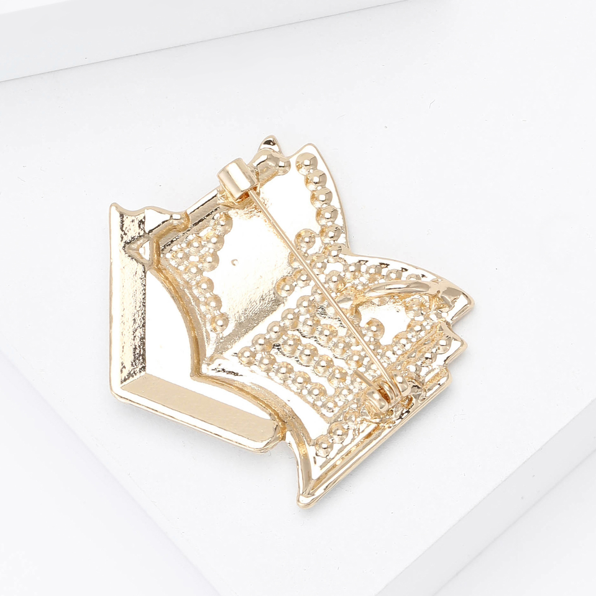 New European and American enamel rhinestone book-shaped brooch, exquisite accessory for men's and women's clothing: BR4722