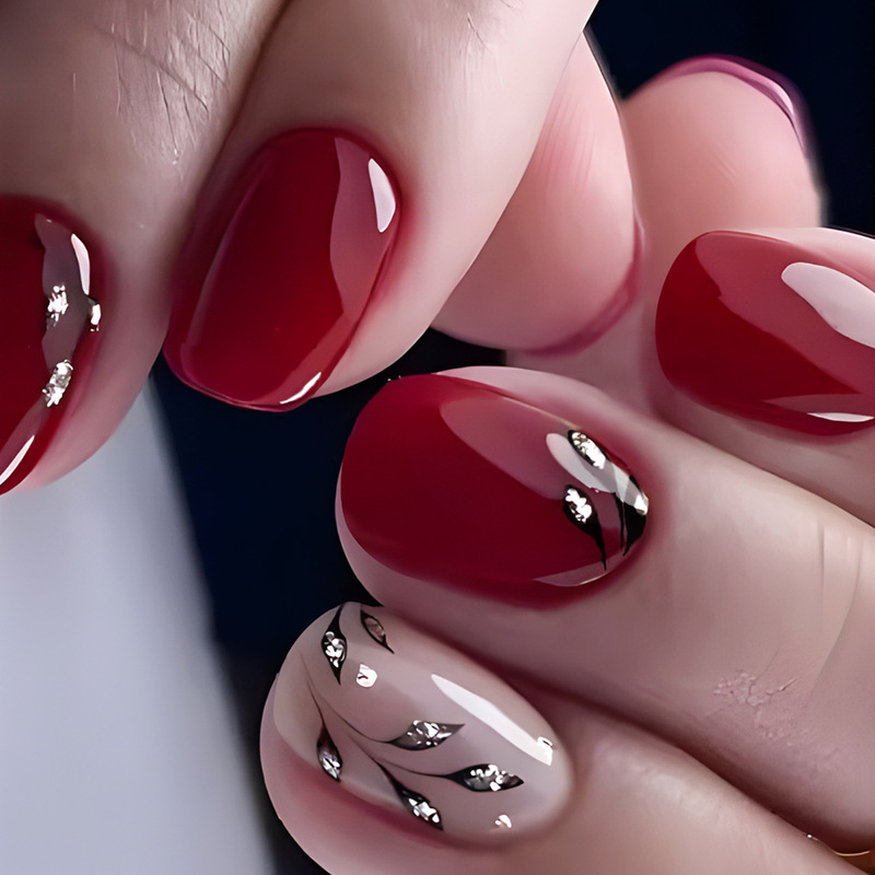 Short Oval Wearable Nails in Red and Pink Color Leaves Glitter Powder Daily Simple Glossy Manicure Press-On Fake Nails Short Oval Wearable Nails in Red and Pink Color Leaves Glitter Powder Daily Simple Glossy Manicure Press-On Fake Nails