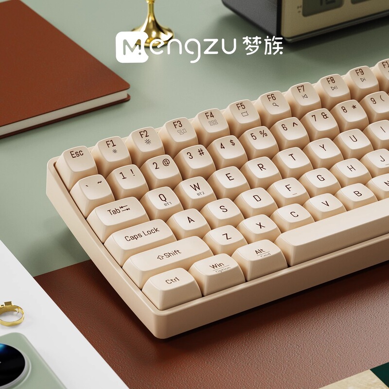 New product dream family small warped bluetooth mechanical keyboard mouse suit wireless multi-mode girls high color value computer office