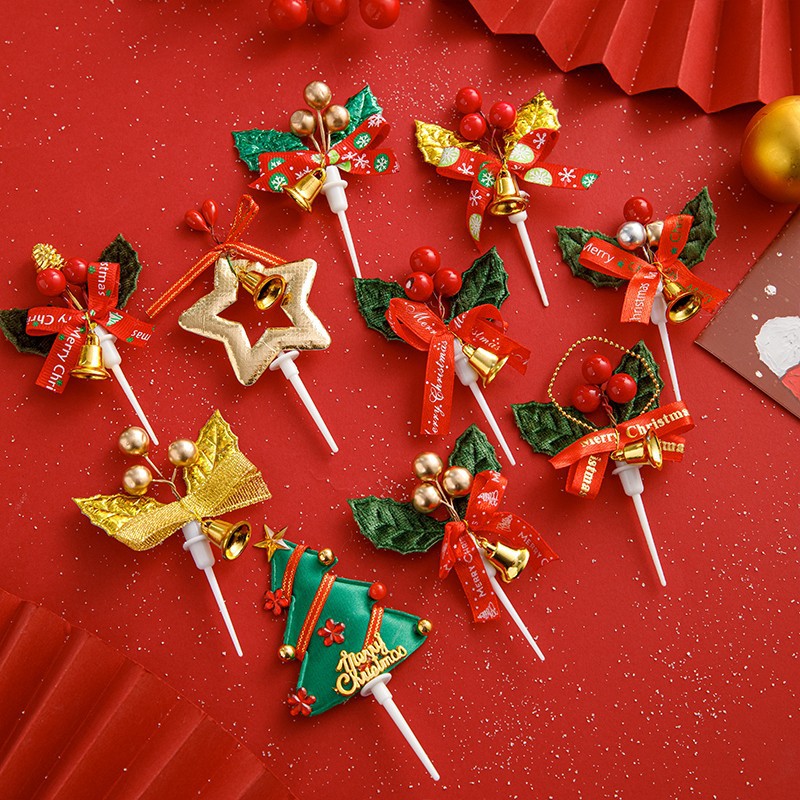 Mixed Christmas leaves 10