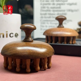 木质工艺品;经络保健器材;美发梳