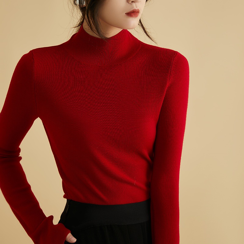 Demi-season knitted long-sleeve