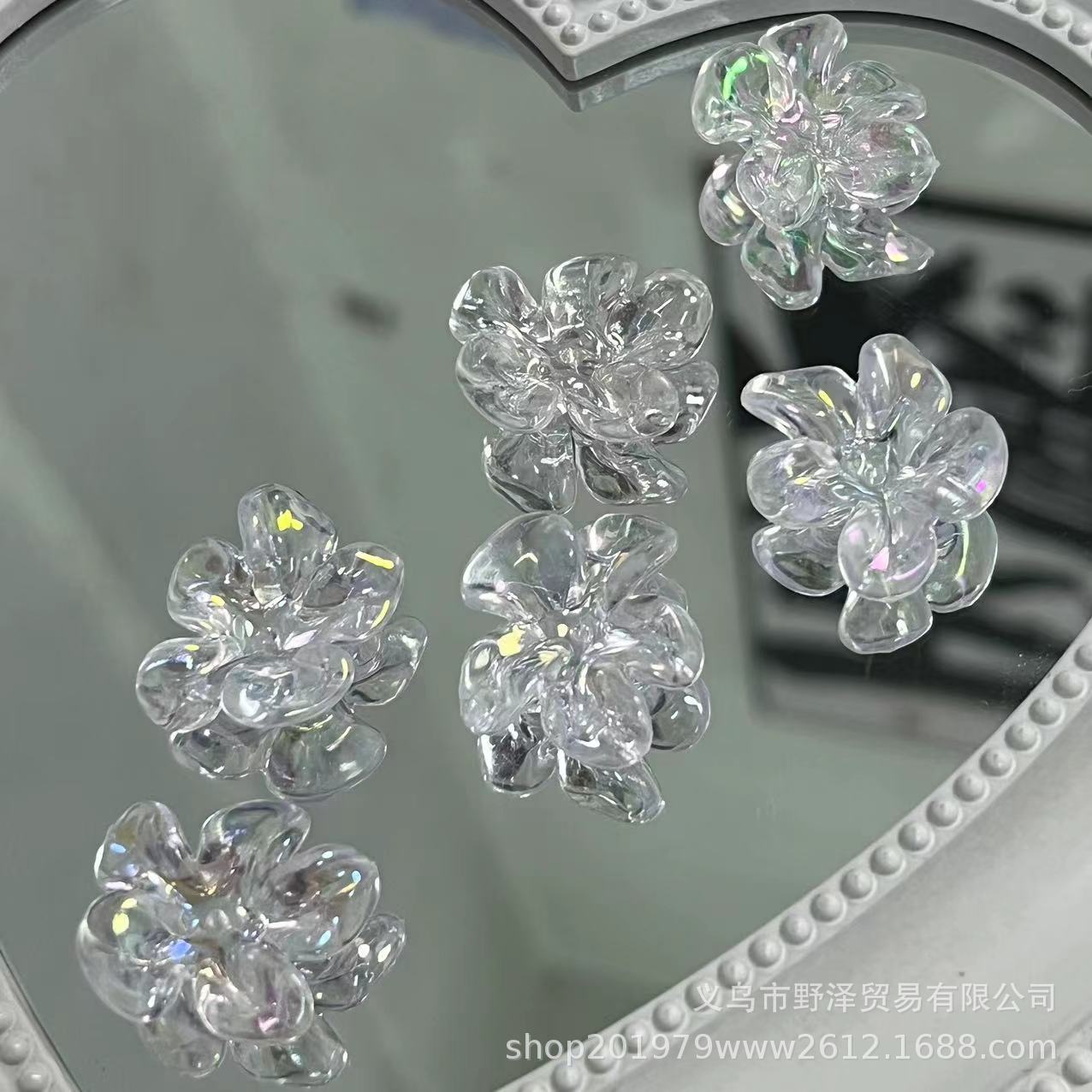 2023 NUEVO LÁSER flor irregular tarjeta 23mm japonés DIY hecho a mano crema pegamento material al por mayor en stock