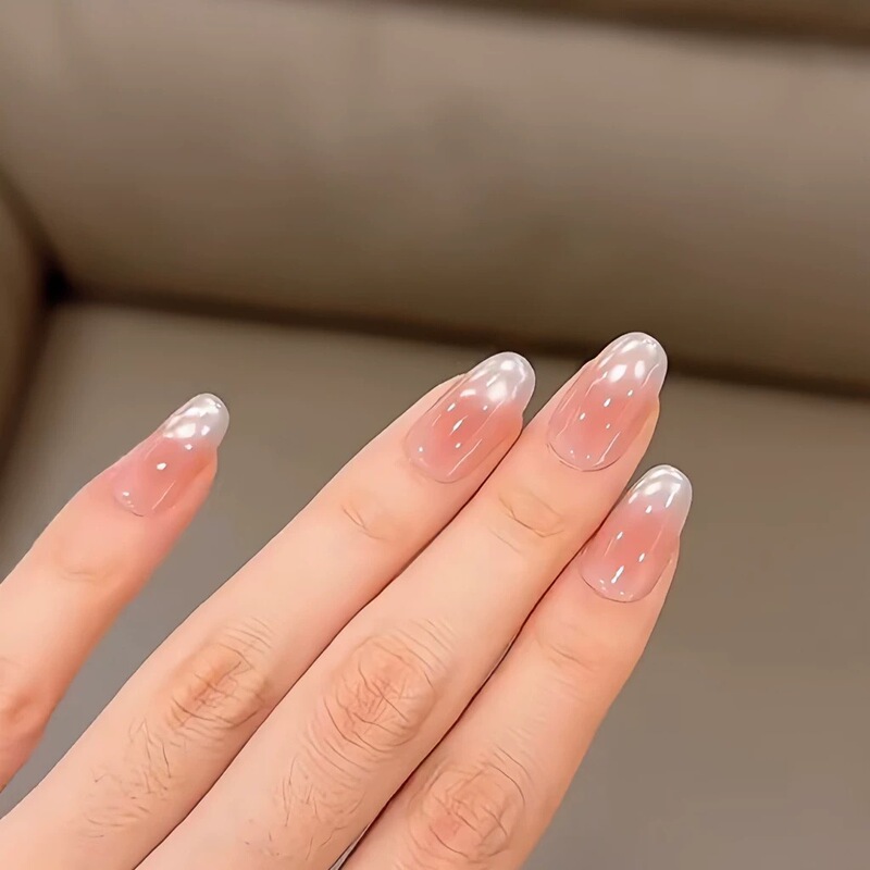 Caita-[Pearlescent Sunset] Purely Handmade Wearable Nails in Nude Color with a Light-Catching Cat-Eye Effect, Pure Desire Style, Removable Nail Pieces