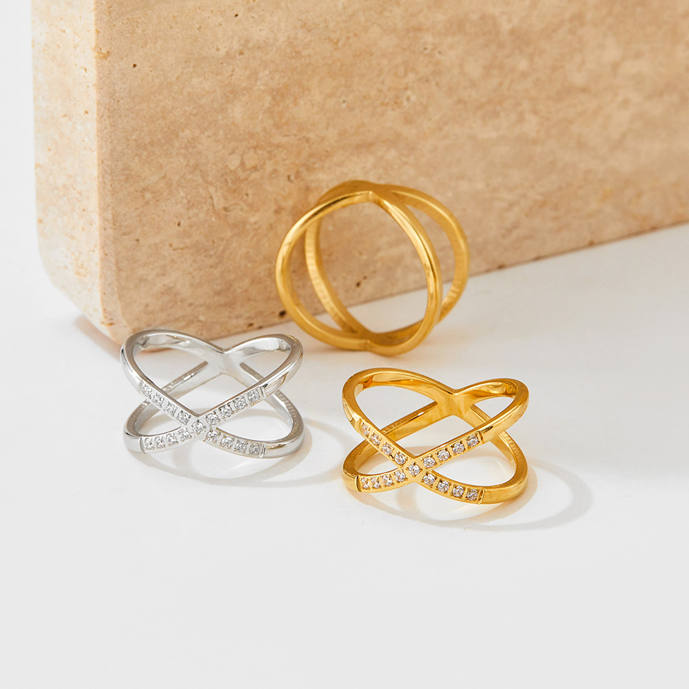 Rhinestones Inlay Material Rings Classification Wholesale Jewelry Fashion Solid Color 304 Stainless Steel Rhinestones 16K Gold Plated White Gold Plated Gold Plated Criss Cross Stainless Steel Rings