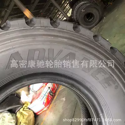 Off-road şinlər crane monster tire 395