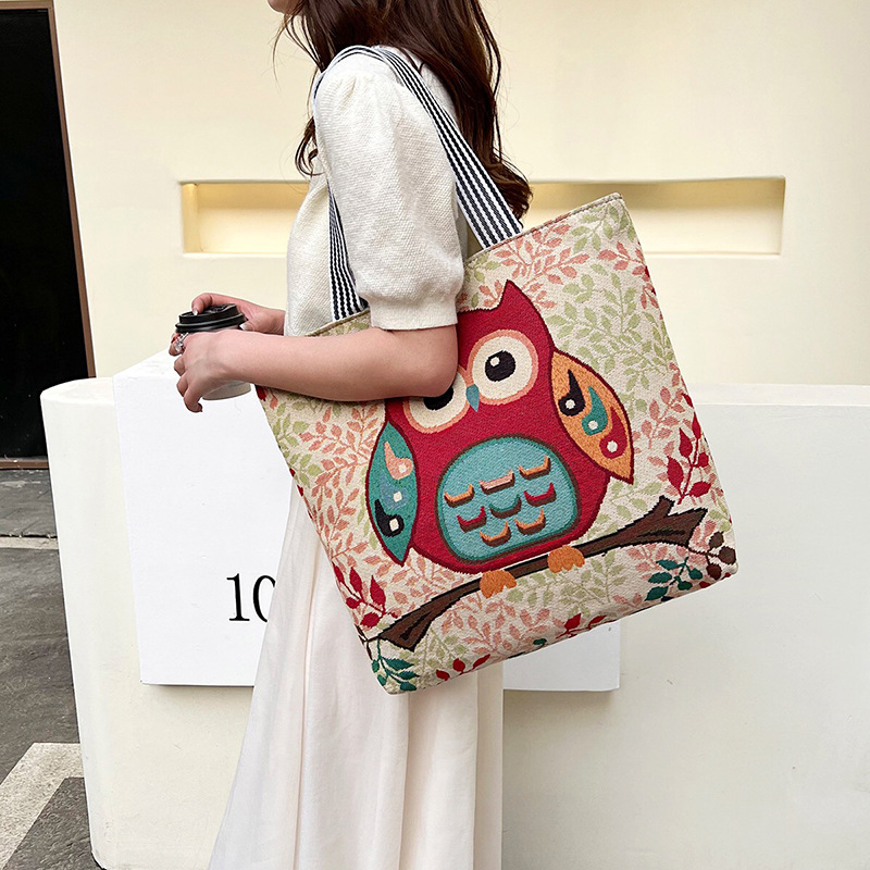 Retro capacious shopping bag for leisure