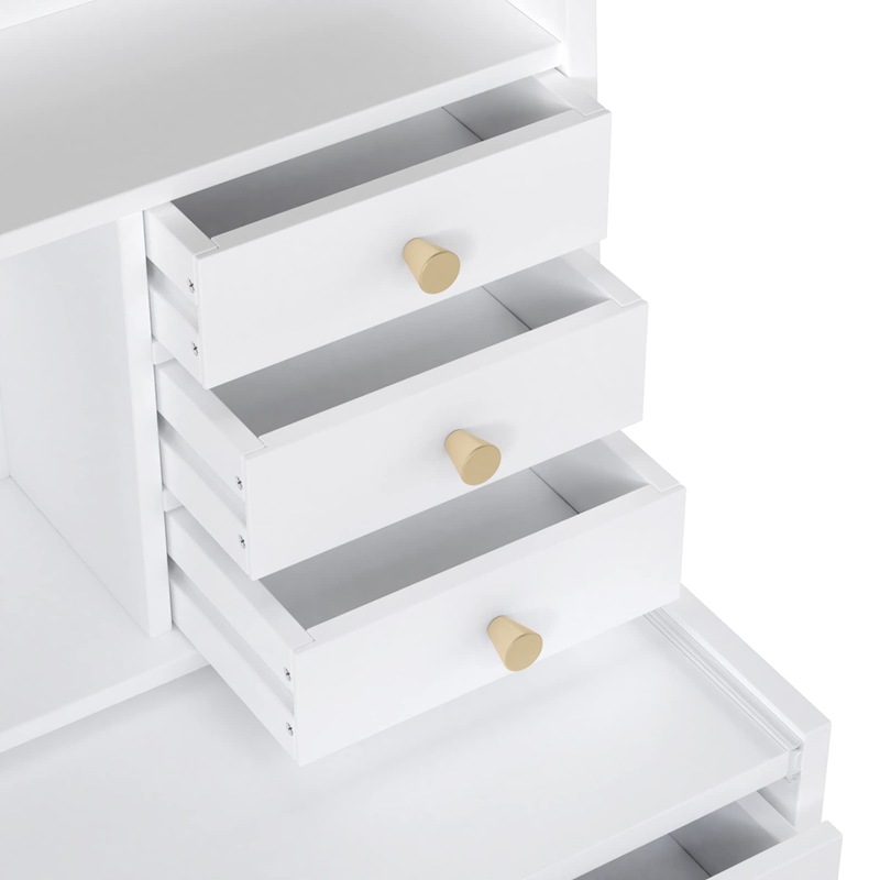 White-04.jpg