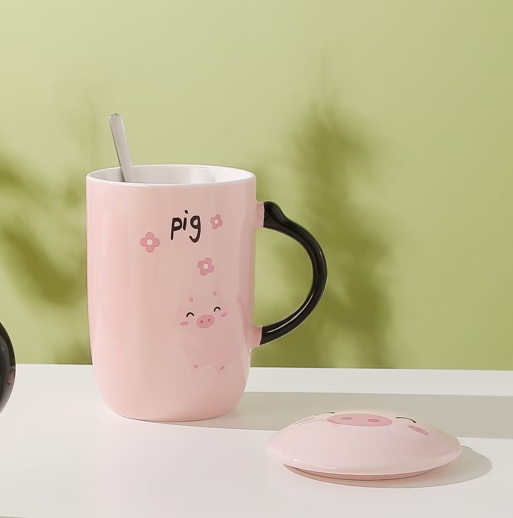 Tazas de cerámica de estilo japonés de dibujos animados ins viento de alta temperatura pareja regalos para hombres y mujeres con cubierta dormitorio pareja tazas de cerámica