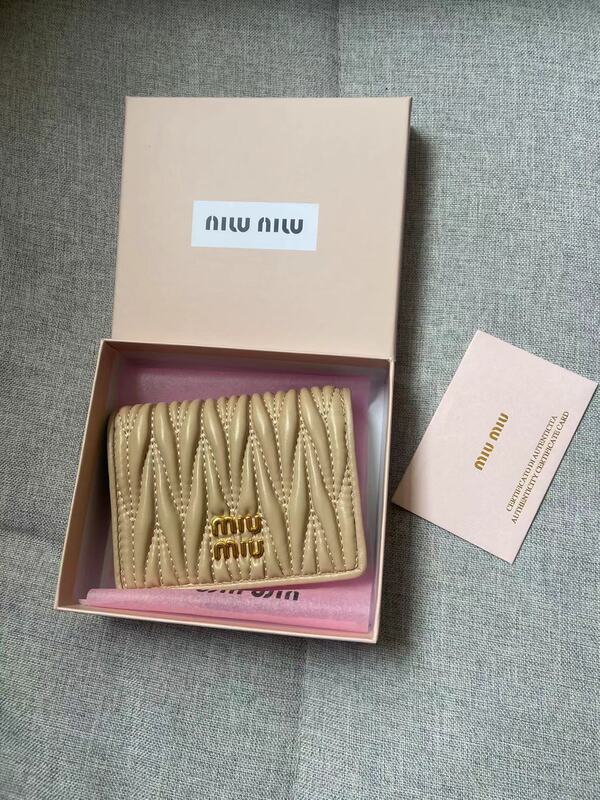 miu ミニプリーツカードホルダー女性インターネットセレブファッションショート小銭入れ口紅バッグチェーンバッグカードホルダー財布バッグ|undefined
