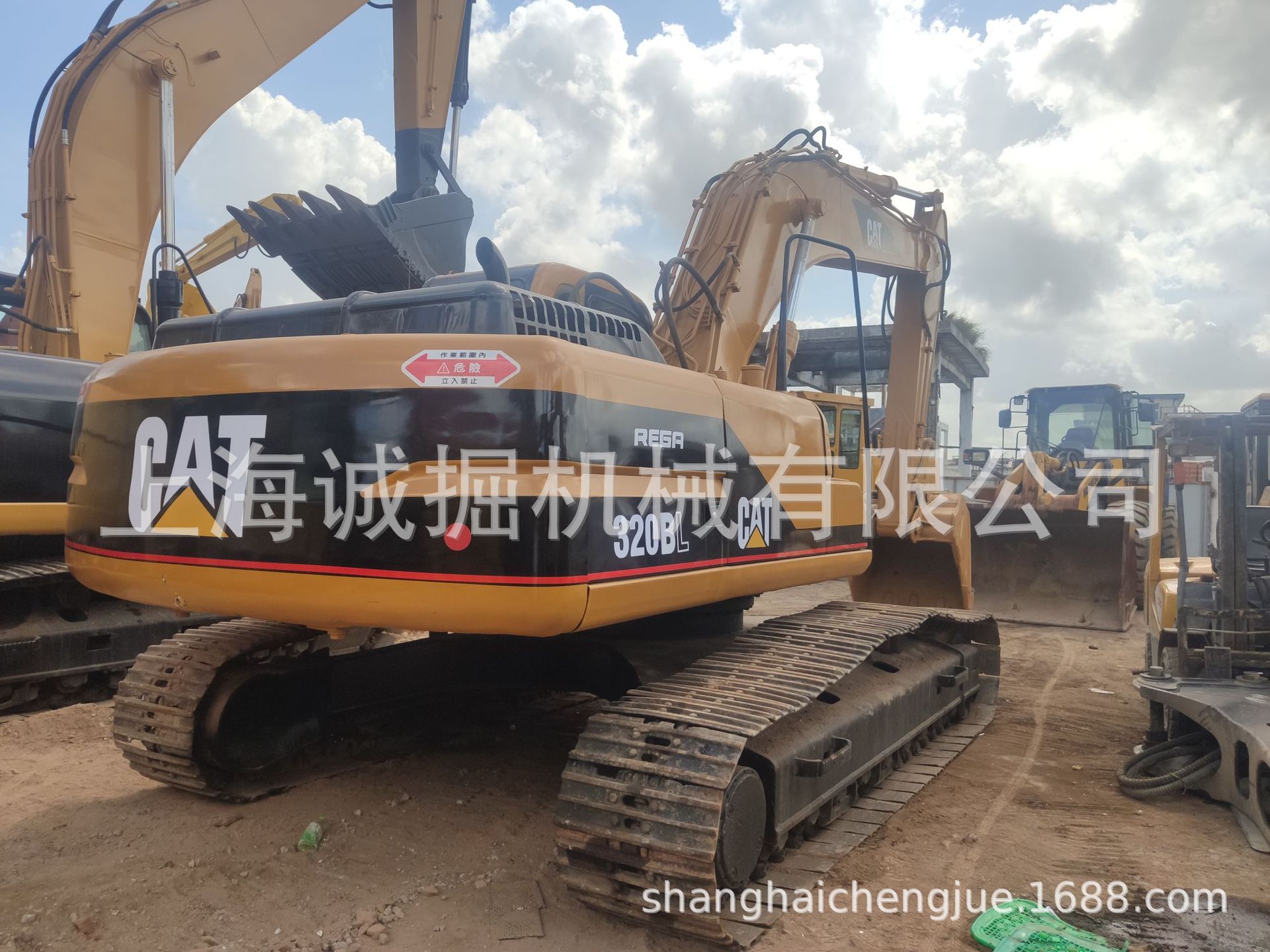 卡特320B挖掘机出售 二手卡特挖机 320B挖机 卡特320B