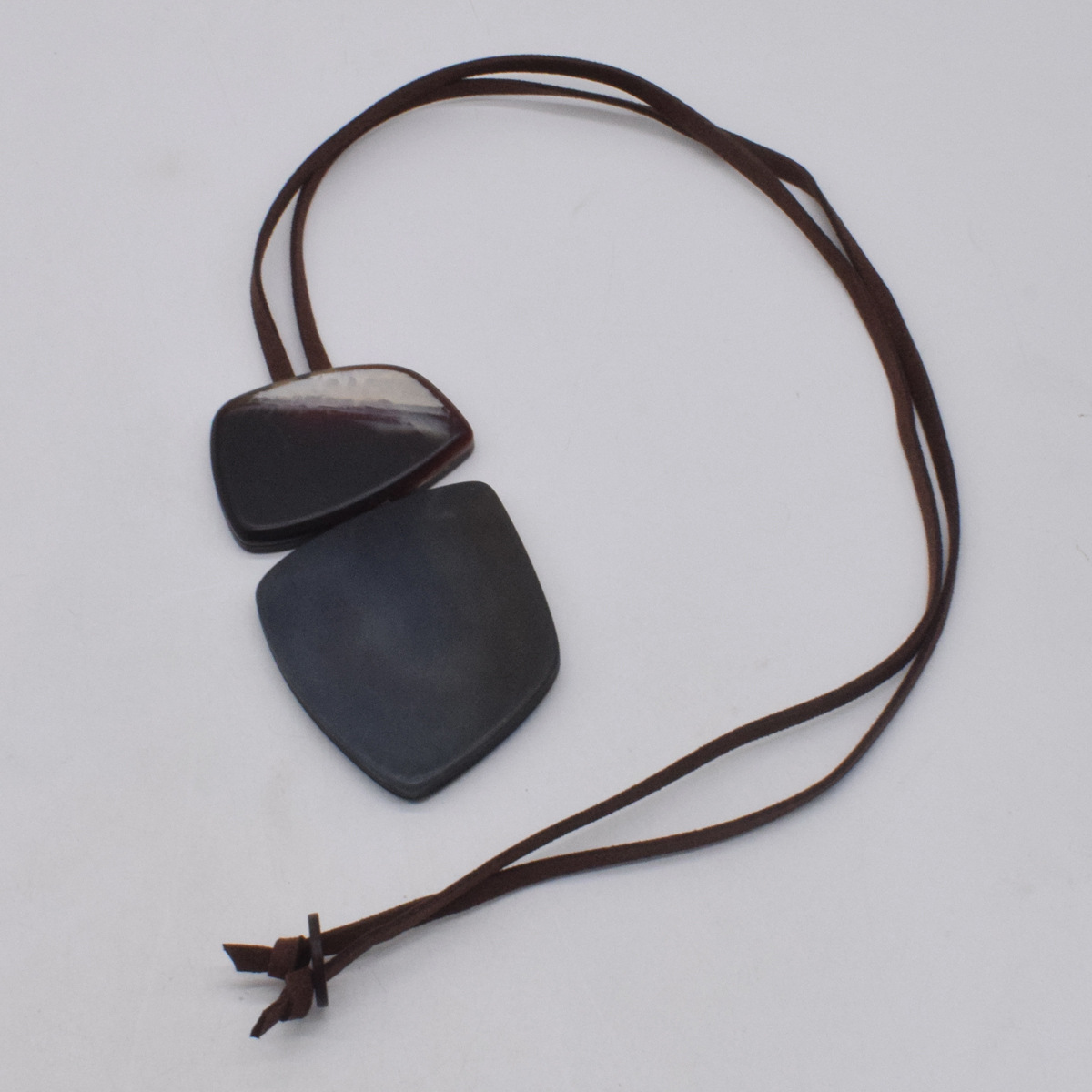 Geometric Pattern All Seasons Season Simple Style Geometric Resin Rope Cord String Pendant Necklaces Wholesale