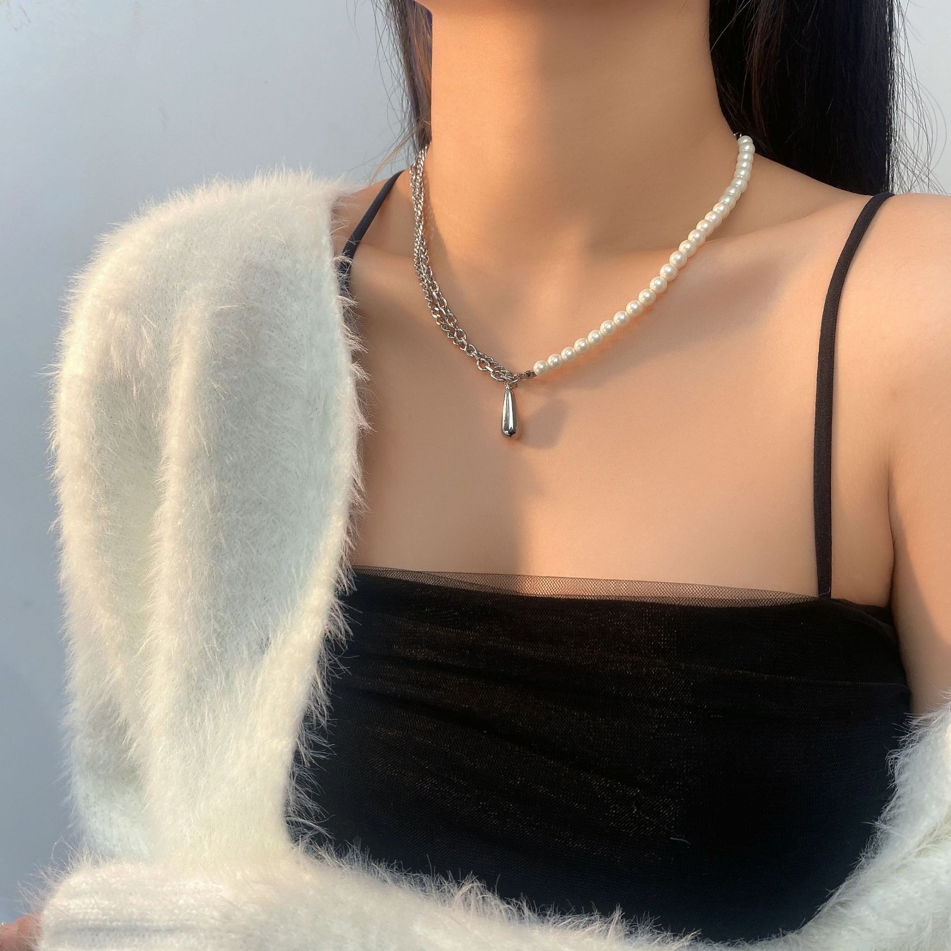 Light Luxury Pearl Water Drop Stitching Necklace Women's Niche Personalized Design Titanium Steel silver Wearby Chain High-grade Necklace Chain